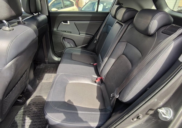 Ford Focus cena 49800 przebieg: 117857, rok produkcji 2014 z Piła małe 596